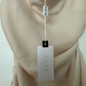 New with tags! Astr Claire Mini Dress in Cream , M. Never worn